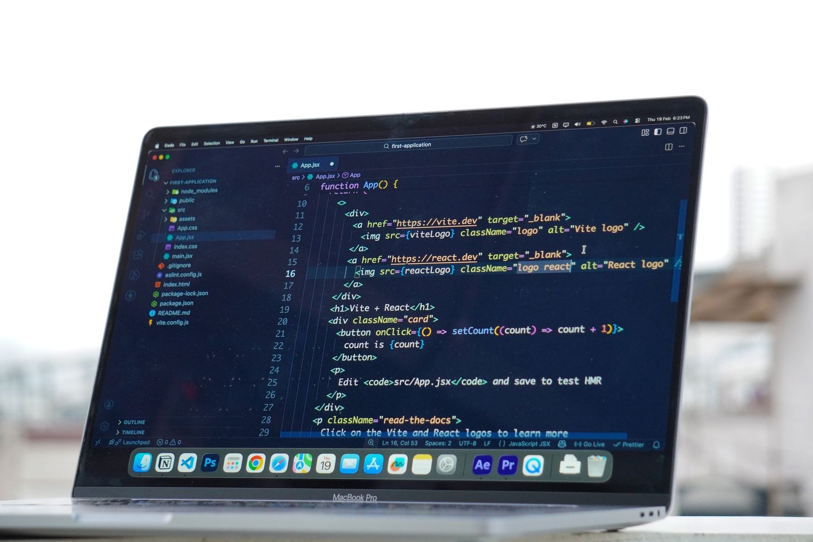 Hiring a Web Developer in Bangladesh vs Australia: Key Differences and What to Expect
